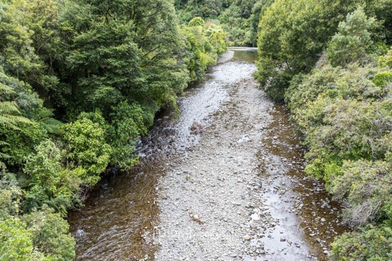 Photo of property in 2150 Akatarawa Road, Akatarawa Valley, Upper Hutt, 5372