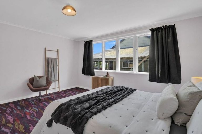 Photo of property in 33 Matipo Street, Castlecliff, Whanganui, 4501