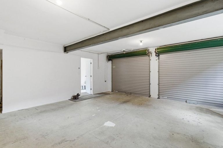 Photo of property in 61 Amapur Drive, Khandallah, Wellington, 6035