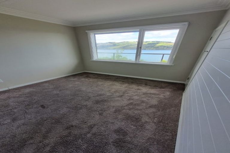 Photo of property in 22 Ocean View Road, Ravensbourne, Dunedin, 9022