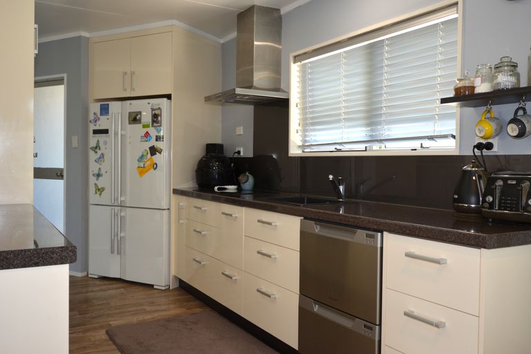 Photo of property in 40 Peter Lippa Drive, Kawerau, 3127