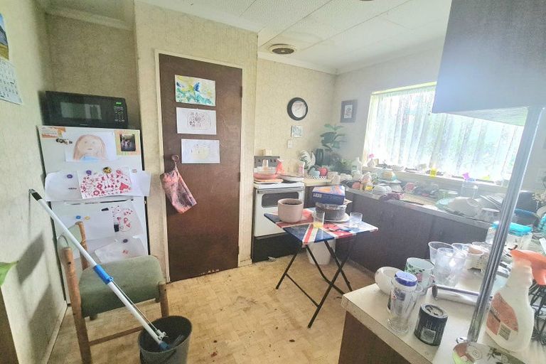 Photo of property in 11 Mccallum Street, Dannevirke, 4930