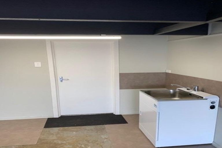 Photo of property in 1/19 Gulf Crest, Bucklands Beach, Auckland, 2012