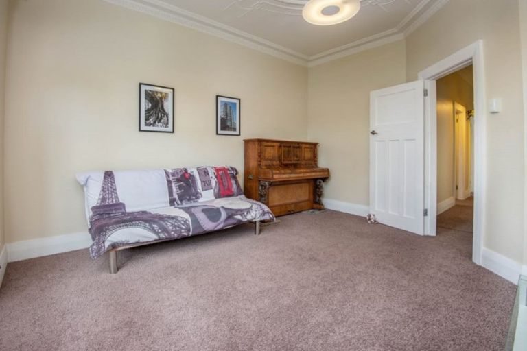 Photo of property in 35 Baker Street, Caversham, Dunedin, 9012