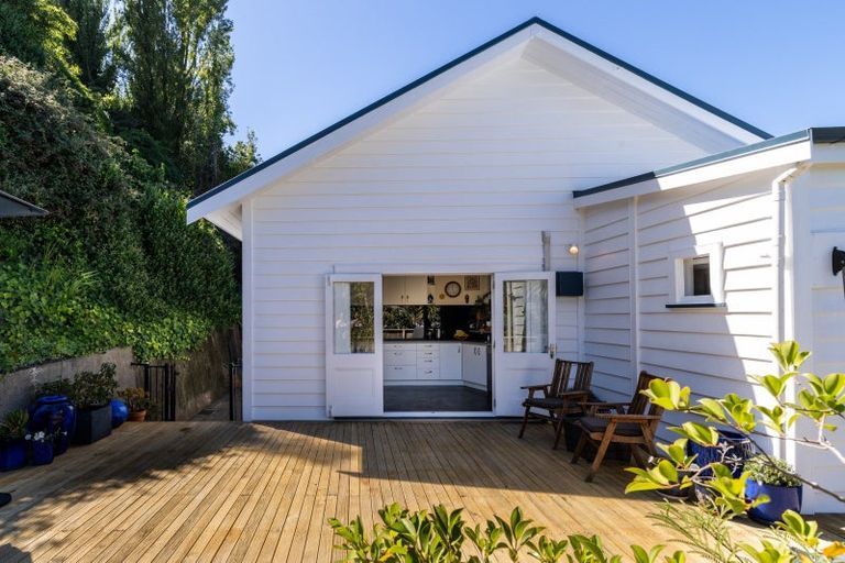 Photo of property in 4a Hooker Avenue, Hospital Hill, Napier, 4110