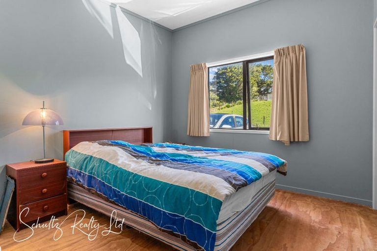 Photo of property in 32 Nikau Lane, Maungaturoto, 0520