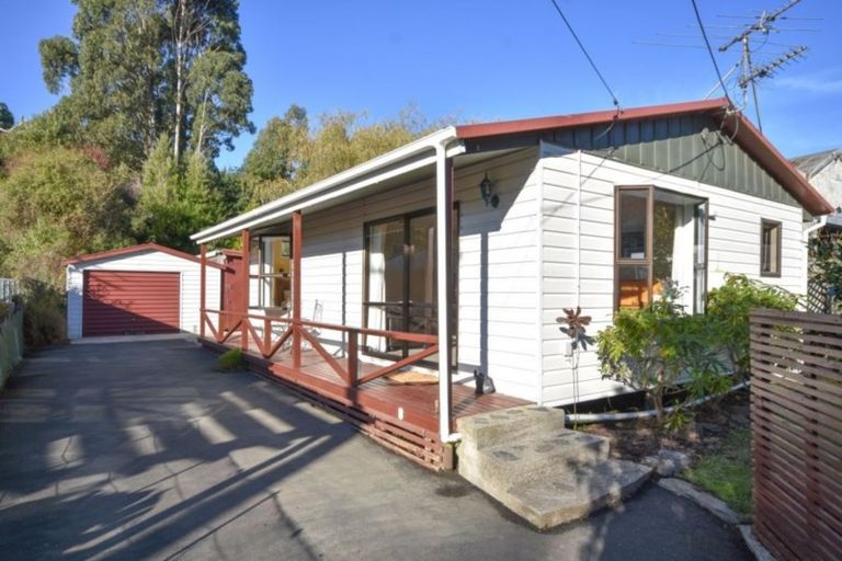 Photo of property in 17 Hereweka Street, Portobello, Dunedin, 9014
