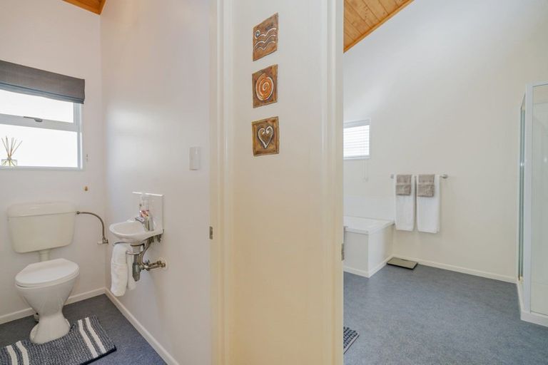 Photo of property in 38 Kawhero Drive, Kuaotunu, Whitianga, 3592