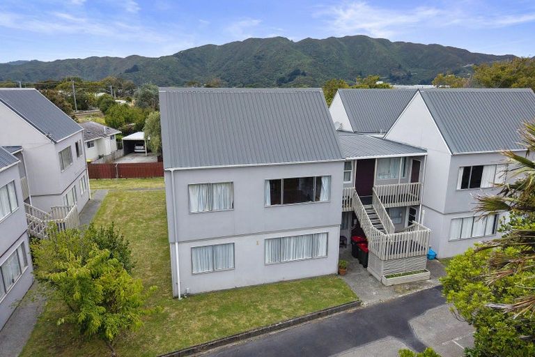 Photo of property in 71e Randwick Crescent, Moera, Lower Hutt, 5010