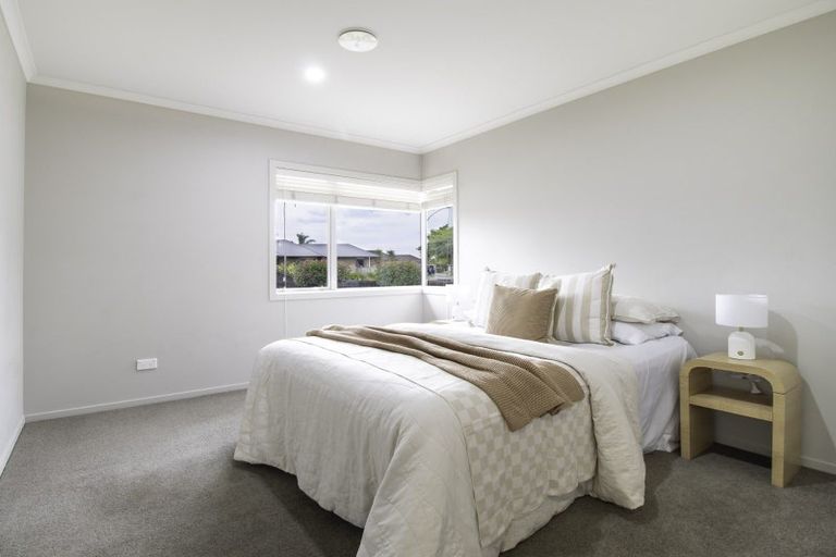 Photo of property in 1 Whitney Place, Rototuna North, Hamilton, 3210