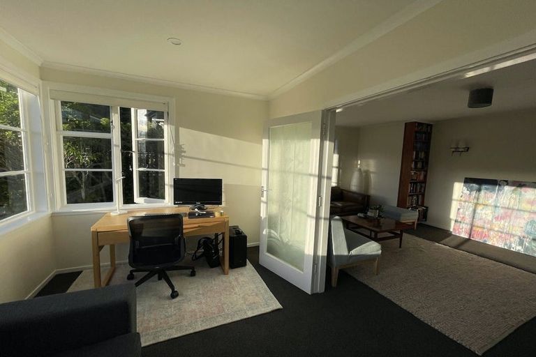 Photo of property in 20 Victory Avenue, Karori, Wellington, 6012