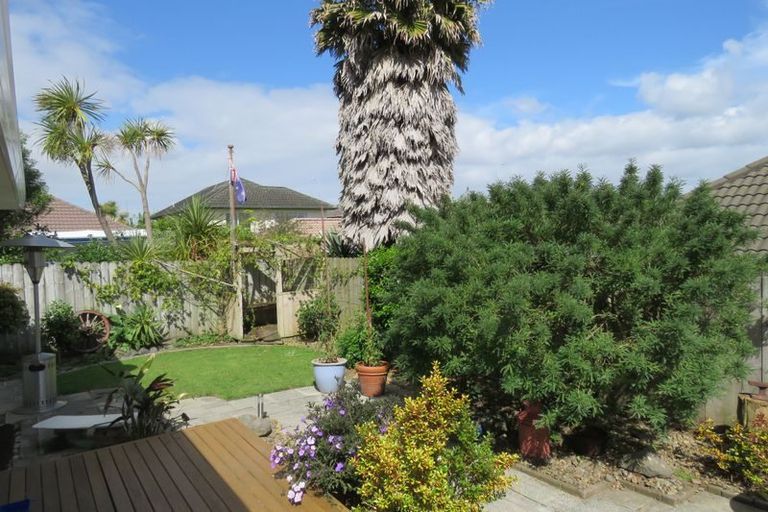 Photo of property in 2/31 Mission View Drive, Northpark, Auckland, 2013