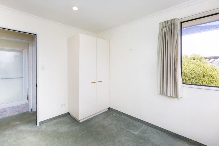 Photo of property in 6 Kowhai Avenue, Ebdentown, Upper Hutt, 5018