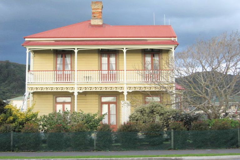 Photo of property in 300 Queen Sh25 Street, Thames, 3500