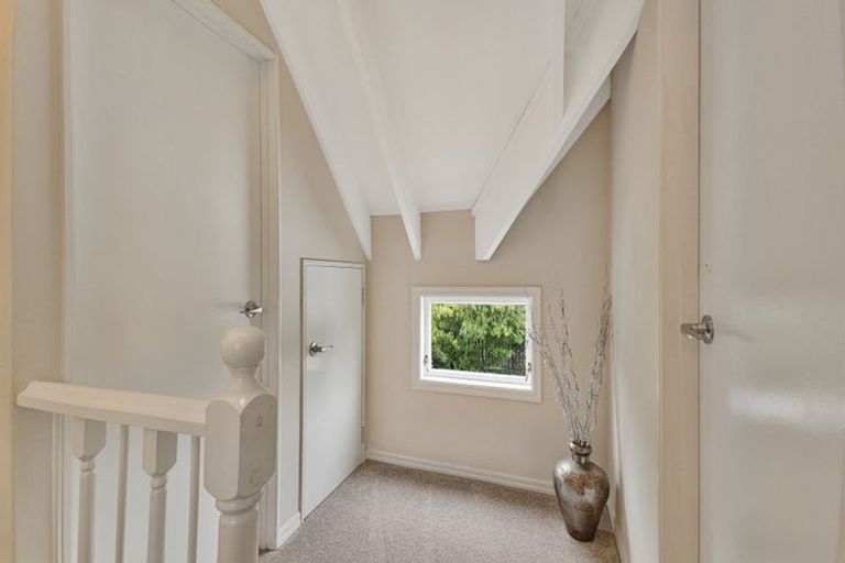 Photo of property in 38 Hilton Road, Lynmore, Rotorua, 3010