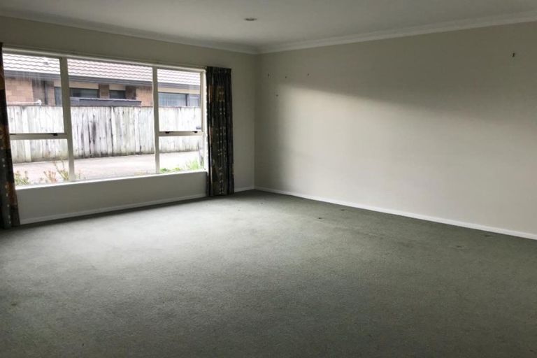 Photo of property in 61a Winchester Street, Levin, 5510