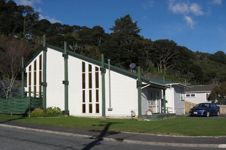 Photo of property in 20 Bull Avenue, Wainuiomata, Lower Hutt, 5014