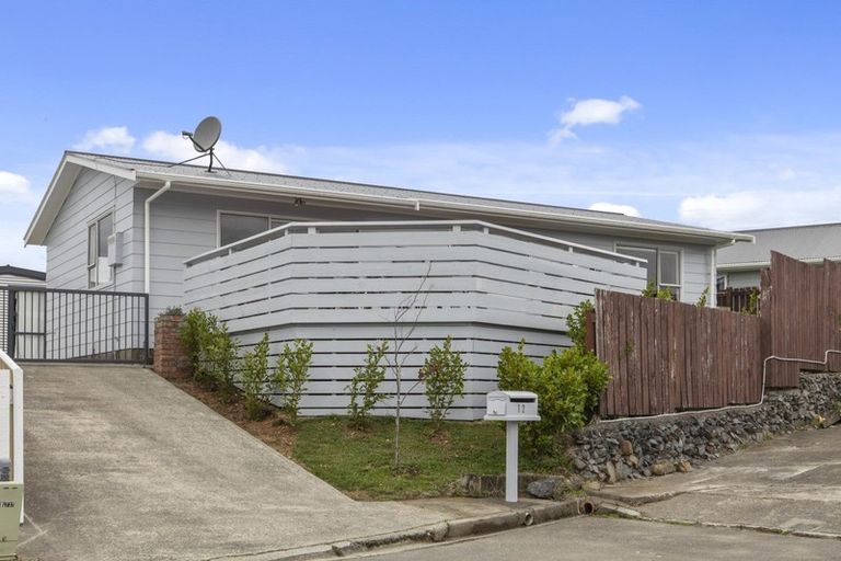 Photo of property in 12 Mossburn Grove, Kelson, Lower Hutt, 5010