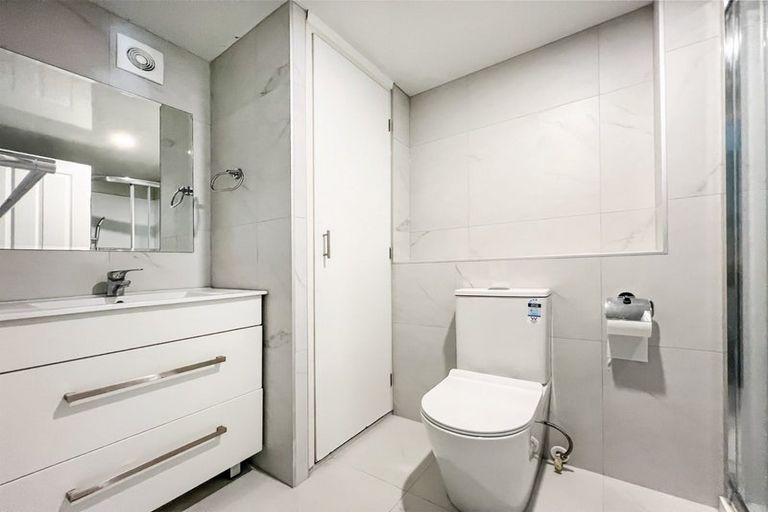 Photo of property in 1/12 Meadway, Sunnyhills, Auckland, 2010