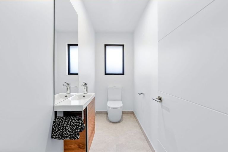 Photo of property in 16 Falcons View Drive, Rolleston, 7615