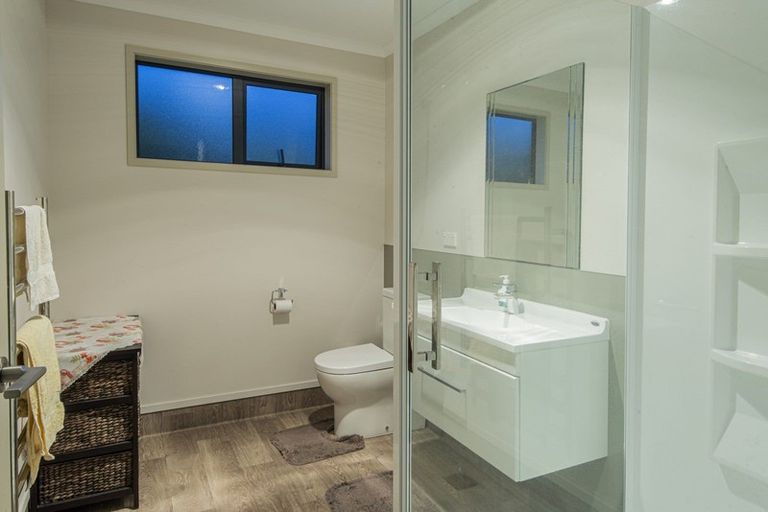 Photo of property in 4 Mckeague Way, Tamaterau, Whangarei, 0174