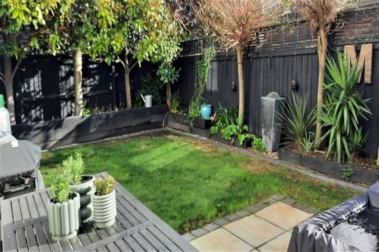 Photo of property in 45 Mays Road, St Albans, Christchurch, 8052