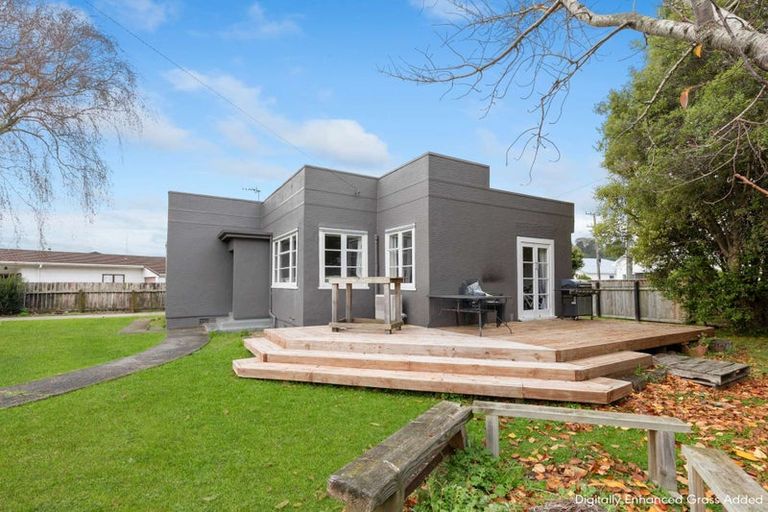 Photo of property in 1 Wakefield Street, Whanganui East, Wanganui, 4500