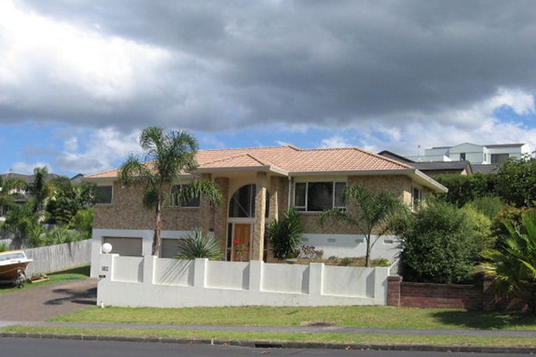 Photo of property in 102 Picasso Drive, West Harbour, Auckland, 0618