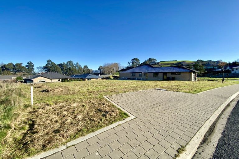 Photo of property in 72 Heathfield Drive, Mosgiel, 9024