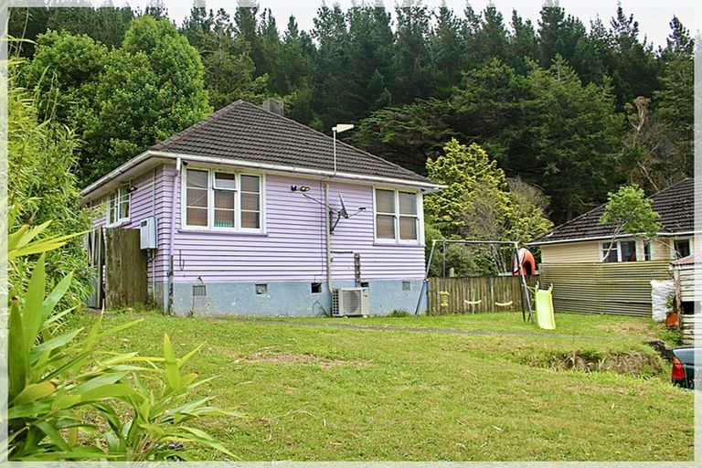 Photo of property in 29 Beech Street, Shannon, Palmerston North, 4474