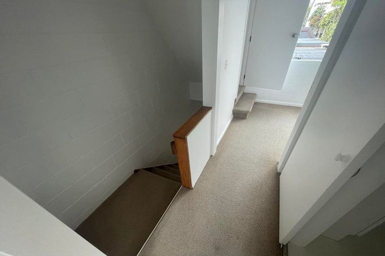 Photo of property in Sherwood Mews, 28o Bidwill Street, Mount Cook, Wellington, 6021