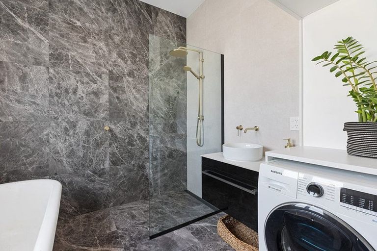 Photo of property in 2/29b Harrisfield Drive, Hairini, Tauranga, 3112