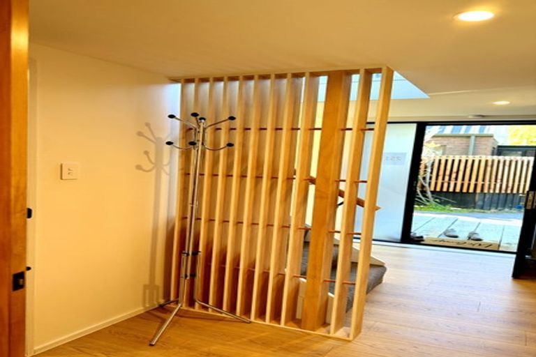 Photo of property in 1/251 Memorial Avenue, Burnside, Christchurch, 8053