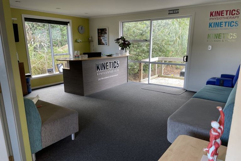 Photo of property in 632 Whangaparaoa Road, Stanmore Bay, Whangaparaoa, 0932