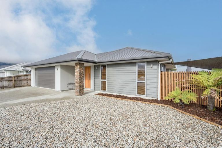 Photo of property in 5 Fairmile Road, Richmond, 7020