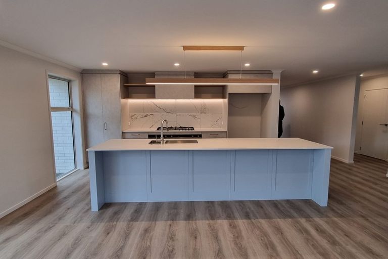 Photo of property in 5 Te Ara O Ngakeiha, Fitzroy, New Plymouth, 4312