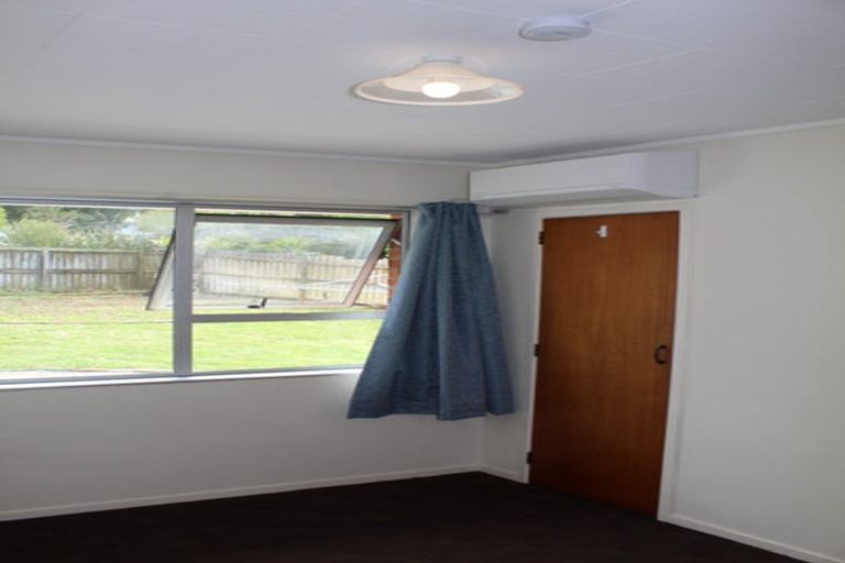 Photo of property in 3/58 View Road, Henderson, Auckland, 0612