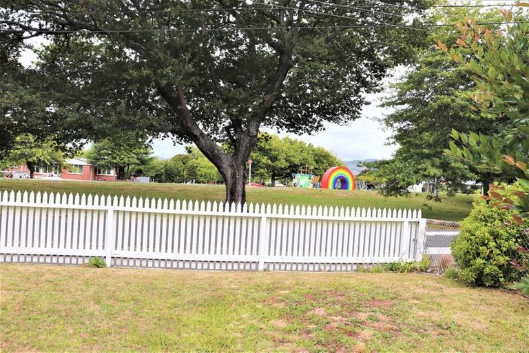 Photo of property in 14 Featon Road, Waihi, 3610