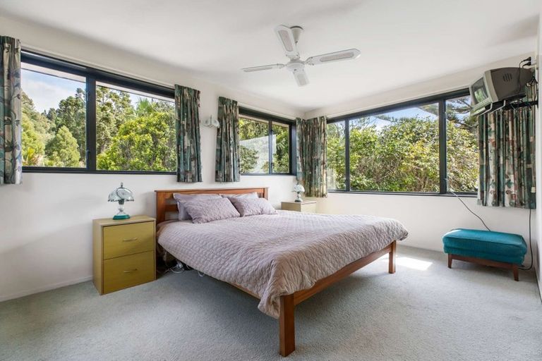 Photo of property in 116 Wood Bay Road, Titirangi, Auckland, 0604