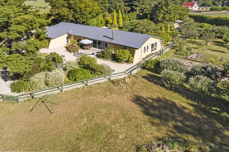 Photo of property in 441 East Takaka Road, East Takaka, Takaka, 7183