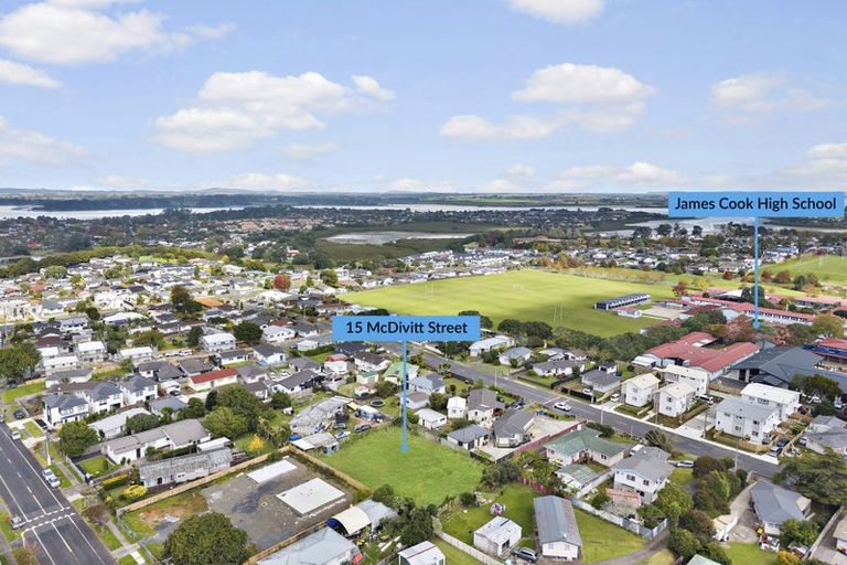 Photo of property in 15 Mcdivitt Street, Manurewa, Auckland, 2102