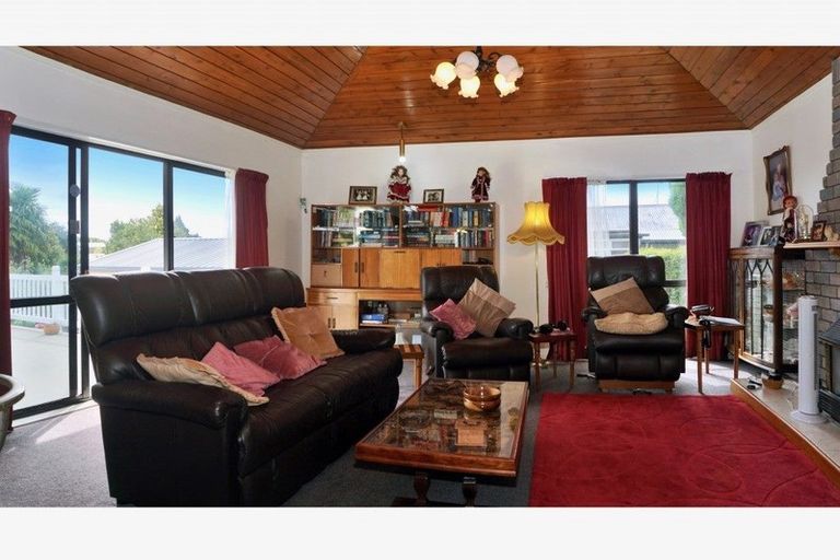 Photo of property in 12 Beatty Avenue, Te Puke, 3119
