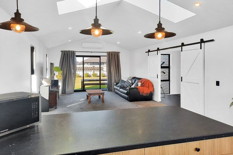 Photo of property in 8 Cousins Street, Woodend, 7610