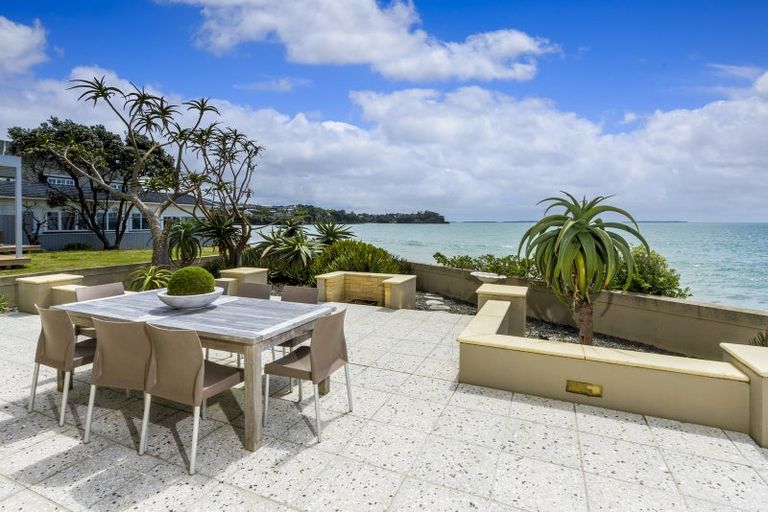 Photo of property in 3a Holiday Road, Milford, Auckland, 0620