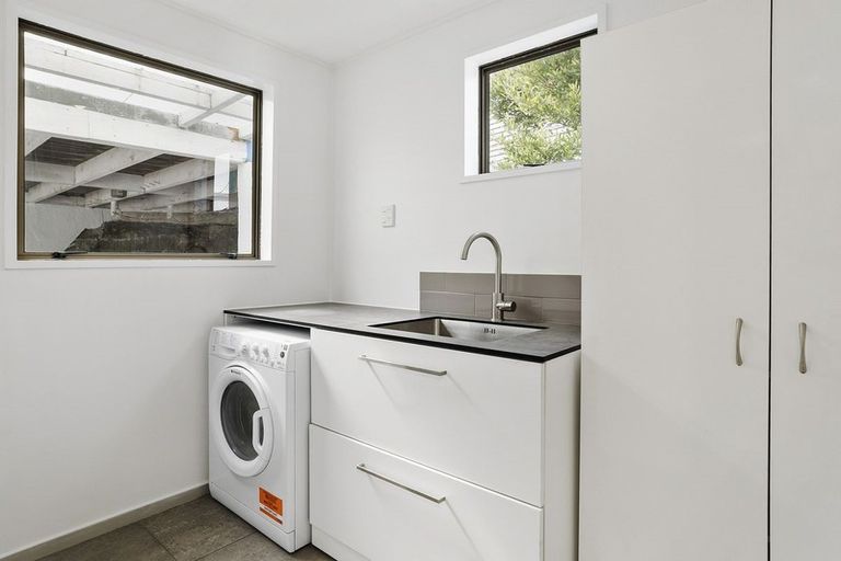 Photo of property in 120 Ravenswood Road, Saint Clair, Dunedin, 9012