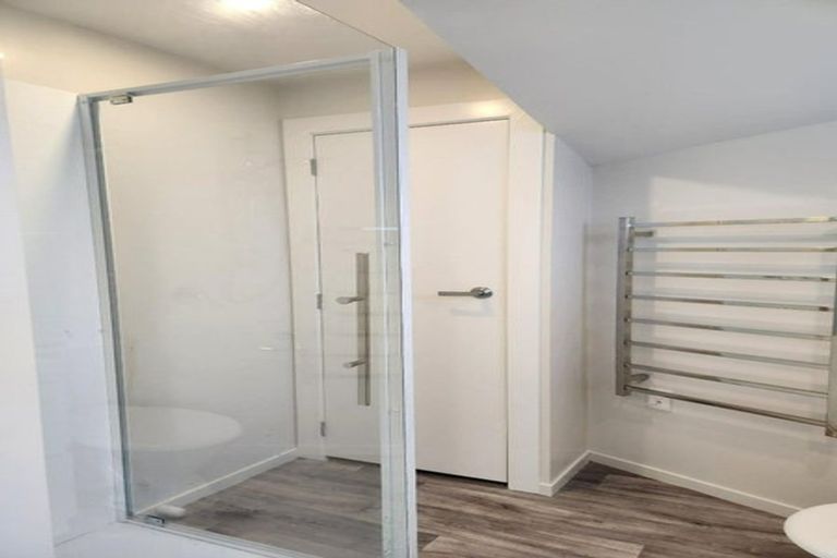 Photo of property in 43 Palliser Road, Roseneath, Wellington, 6011