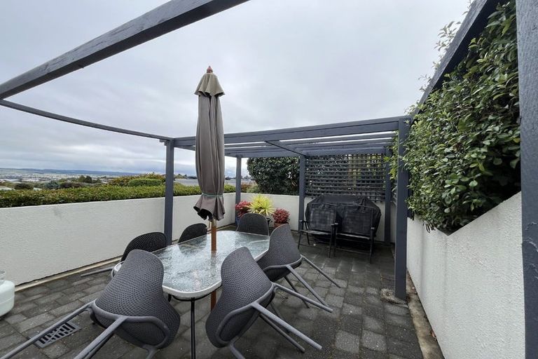 Photo of property in 2/57 Arrowsmith Avenue, Waipahihi, Taupo, 3330