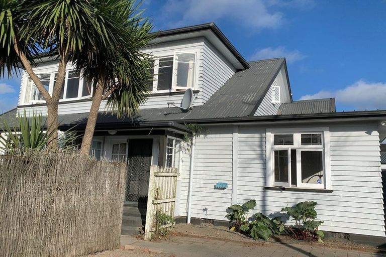 Photo of property in 16 Murdoch Street, Bryndwr, Christchurch, 8053