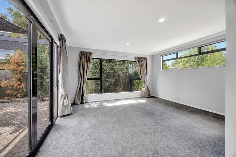 Photo of property in 25 Montrose Crescent, Huntington, Hamilton, 3210