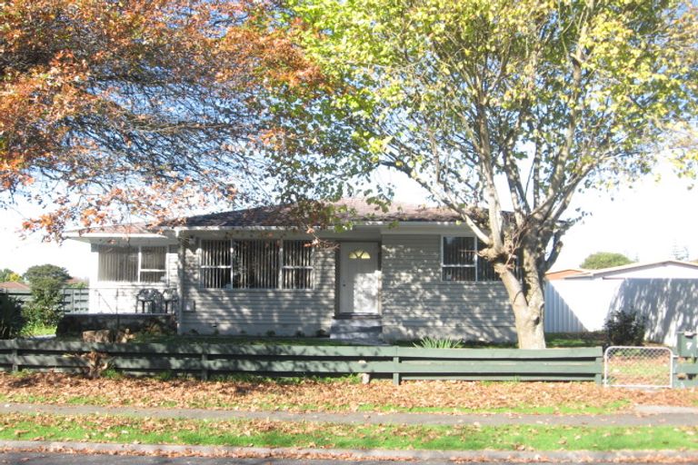 Photo of property in 7 Ronald Place, Manurewa, Auckland, 2102